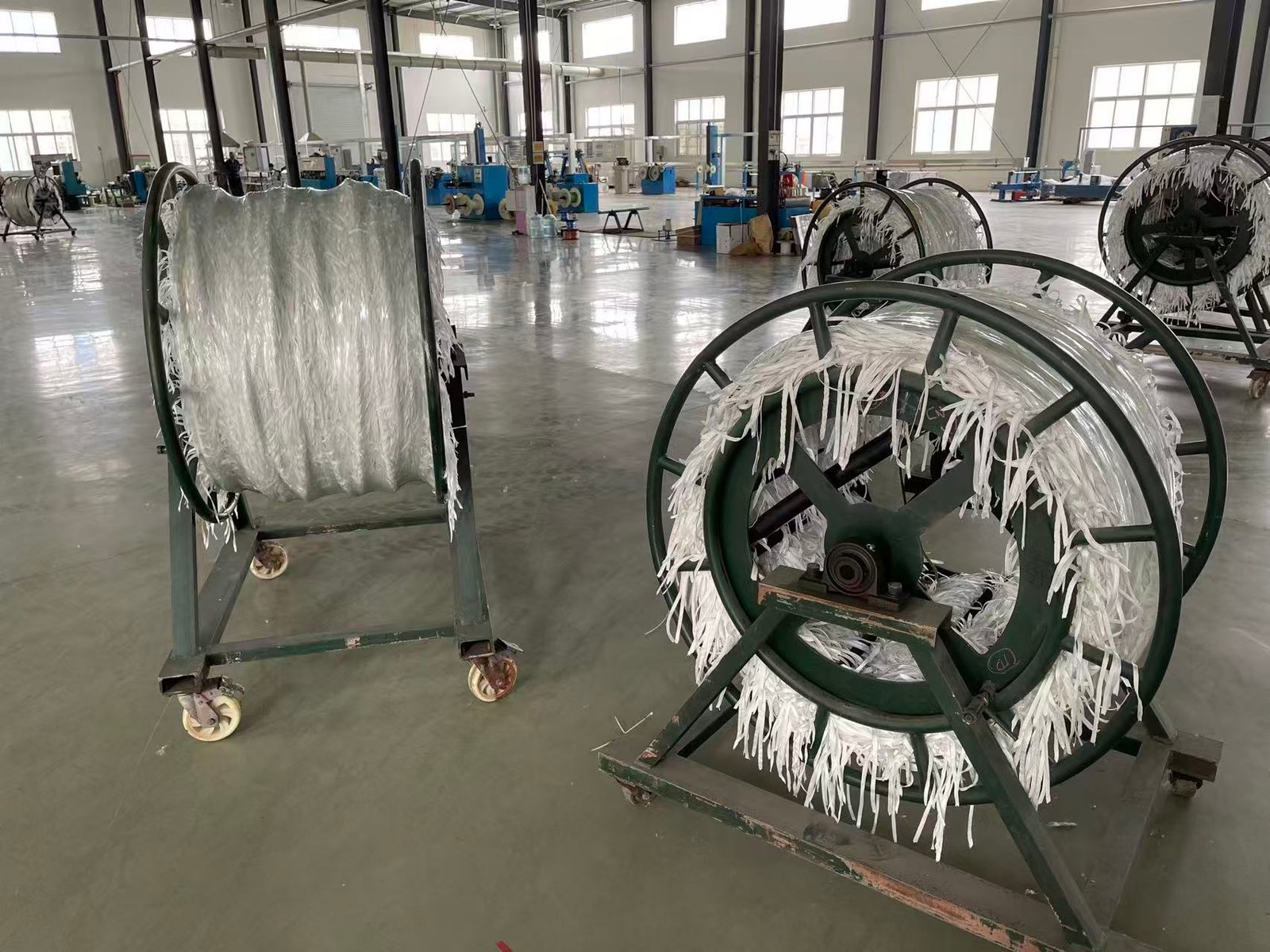 Cross-section view of a marine watertight cable construction.